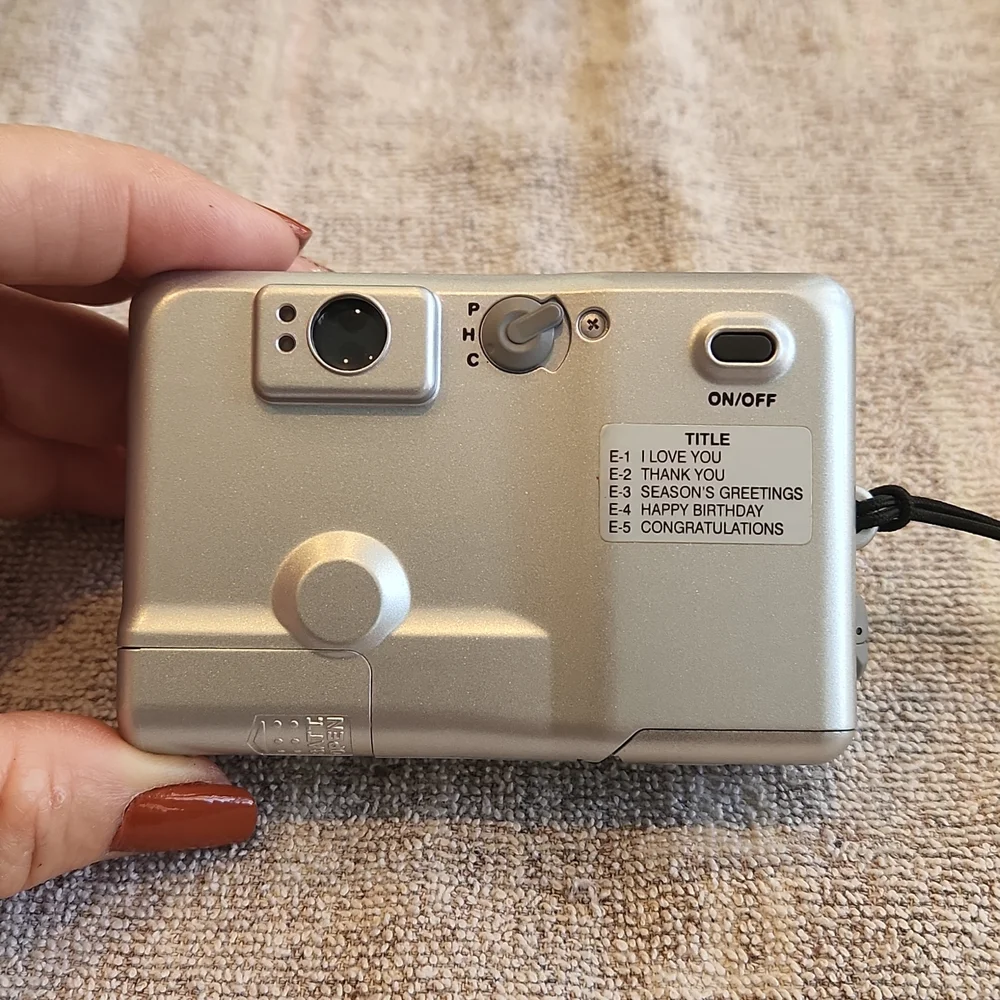 Canon Elph Jr Camera